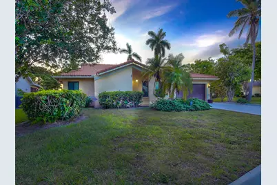 7625 Sunflower Drive, Margate, FL 33063 - Photo 7