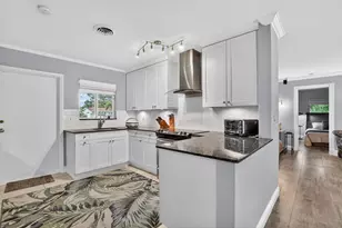 943 SW 7th St, Boca Raton, FL 33486 - Photo 15