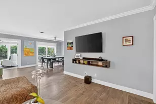 943 SW 7th St, Boca Raton, FL 33486 - Photo 9