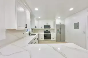 6811 NW 32nd Ave, Fort Lauderdale, FL 33309 - Photo 9