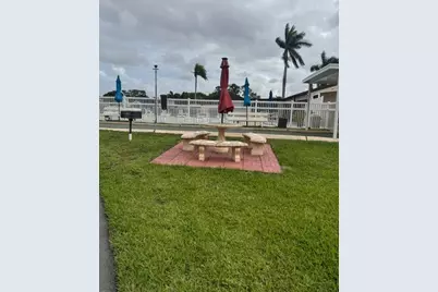 409 Pine Glen Lane #A-1, Greenacres, FL 33463 - Photo 25