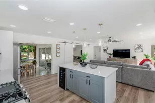 2585 SE 4th St, Pompano Beach, FL 33062 - Photo 5