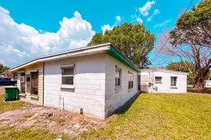 5000 Regina Dr, Fort Pierce, FL 34982 - Photo 5