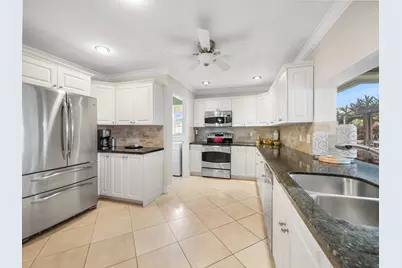 133 Clubhouse Boulevard, Atlantis, FL 33462 - Photo 5