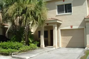 280 Crestwood Cir, Royal Palm Beach, FL 33411 - Photo 1