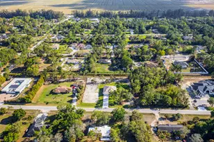 17602 63rd N, The Acreage, FL 33470 - Photo 5