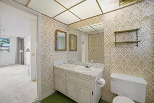 2861 NW 47th Terrace, Lauderdale Lakes, FL 33313 - Photo 9