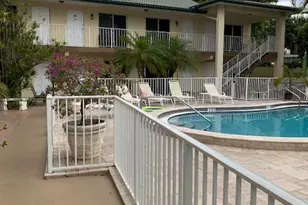 1907 NE 2nd St, Deerfield Beach, FL 33441 - Photo 1