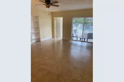 1907 NE 2nd Street #6, Deerfield Beach, FL 33441 - Photo 3