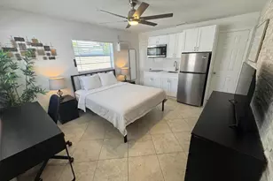 805 NE 23rd Dr, Wilton Manors, FL 33305 - Photo 13