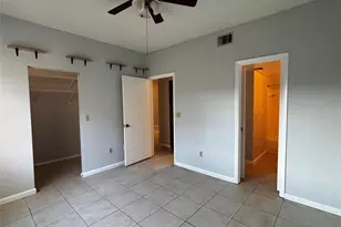 18340 NW 68th Ave, Hialeah, FL 33015 - Photo 11
