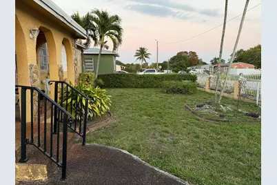 3011 NW 157th Terrace, Miami Gardens, FL 33054 - Photo 5