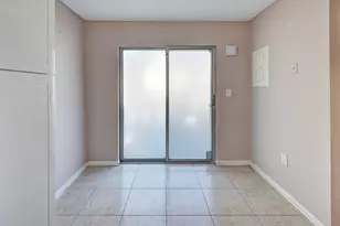 858 Crystal Lake Dr, Deerfield Beach, FL 33064 - Photo 9