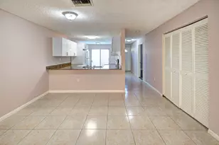 858 Crystal Lake Dr, Deerfield Beach, FL 33064 - Photo 11
