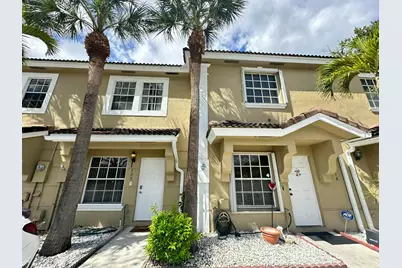 420 SW 122nd Avenue #420, Pembroke Pines, FL 33025 - Photo 1