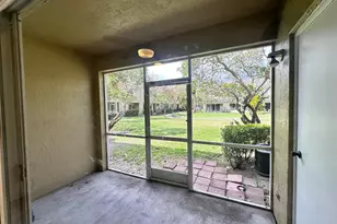 420 SW 122nd Ave, Pembroke Pines, FL 33025 - Photo 13