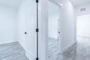 2725 NW 7th St, Fort Lauderdale, FL 33311 - Photo 39