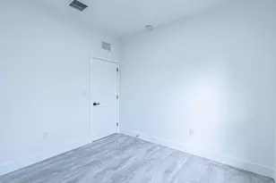 2725 NW 7th St, Fort Lauderdale, FL 33311 - Photo 51