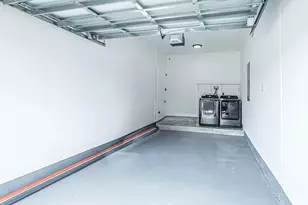 2725 NW 7th St, Fort Lauderdale, FL 33311 - Photo 57