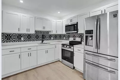 3661 NE 8th Avenue, Oakland Park, FL 33334 - Photo 5