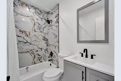 3661 NE 8th Avenue, Oakland Park, FL 33334 - Photo 13