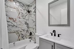 3661 NE 8th Ave, Oakland Park, FL 33334 - Photo 13