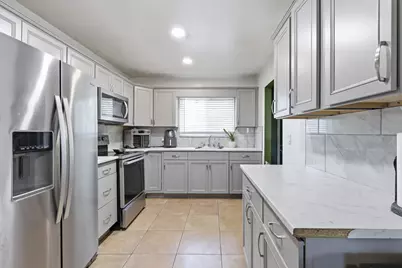 423 Foresta Terrace, West Palm Beach, FL 33415 - Photo 5