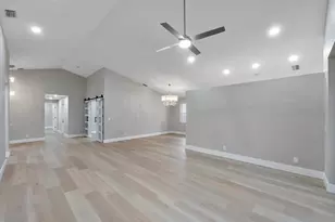 6185 NW 77th Pl, Parkland, FL 33067 - Photo 9
