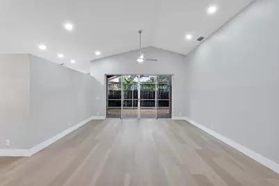 6185 NW 77th Place, Parkland, FL 33067 - Photo 19