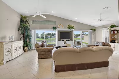 6838 Castlemaine Avenue, Boynton Beach, FL 33437 - Photo 5