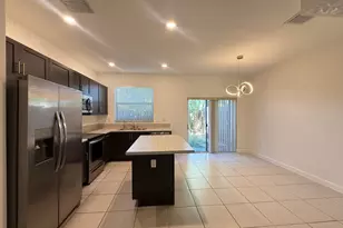 2739 SE 17th St, Homestead, FL 33035 - Photo 1