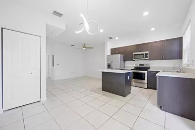2739 SE 17th Street, Homestead, FL 33035 - Photo 3