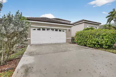 495 Carrington Lane, Weston, FL 33326 - Photo 37