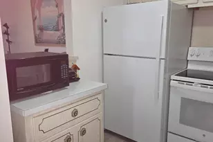 45 Easthampton B, West Palm Beach, FL 33417 - Photo 7