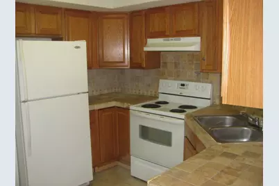 815 W Boynton Beach Boulevard #2-106, Boynton Beach, FL 33426 - Photo 3