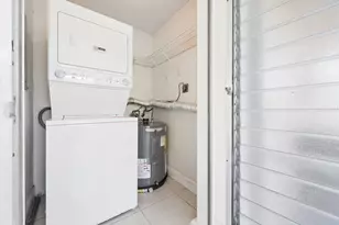 8107 NW 96th Ave, Tamarac, FL 33321 - Photo 15