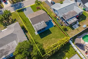 8107 NW 96th Ave, Tamarac, FL 33321 - Photo 17