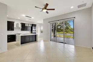 154 NW Swann Mill Cir, Port Saint Lucie, FL 34986 - Photo 9