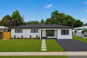 614 N 32nd Ct, Hollywood, FL 33021 - Photo 1