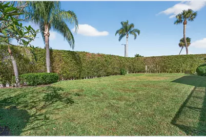 11556 Winchester Drive #29c, Palm Beach Gardens, FL 33410 - Photo 7