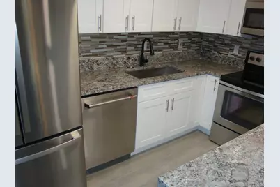 594 Springdale Circle #59-d, Palm Springs, FL 33461 - Photo 9