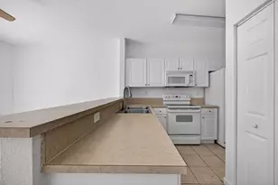 1575 NE 33rd Ave, Homestead, FL 33033 - Photo 9