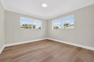 933 SE 2nd St, Belle Glade, FL 33430 - Photo 13