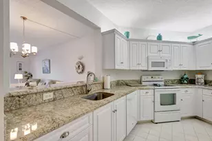 800 Uno Lago Dr, Juno Beach, FL 33408 - Photo 9