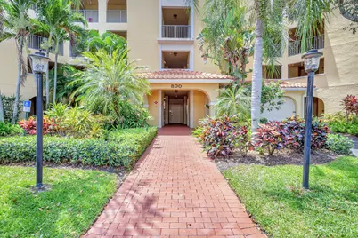 800 Uno Lago Drive #302, Juno Beach, FL 33408 - Photo 3