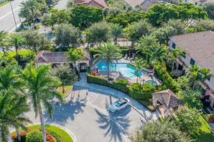 5636 NW 58th Ln, Tamarac, FL 33319 - Photo 5