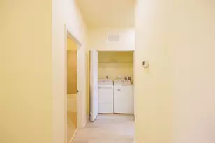 5636 NW 58th Ln, Tamarac, FL 33319 - Photo 25