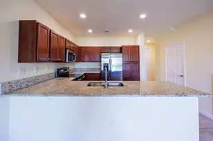 5636 NW 58th Ln, Tamarac, FL 33319 - Photo 15