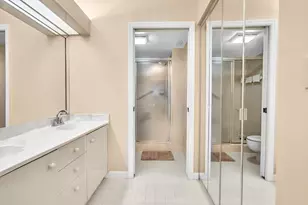 7449 Fairfax Dr, Tamarac, FL 33321 - Photo 25