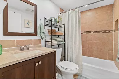 389 Capri, Delray Beach, FL 33484 - Photo 19